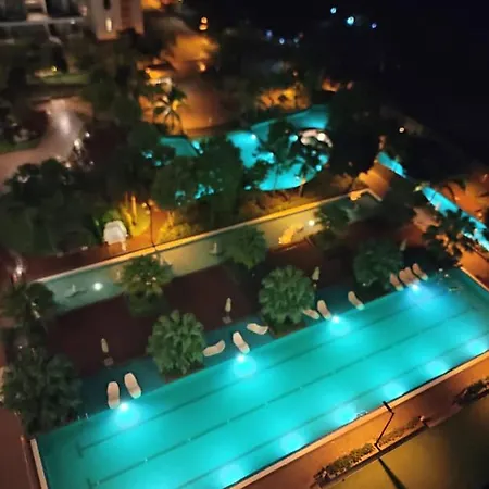 Timurbay Seafront Holiday Pool & Seaview Kuantan Exterior photo